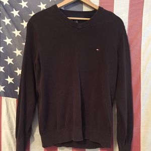 Tommy sweater